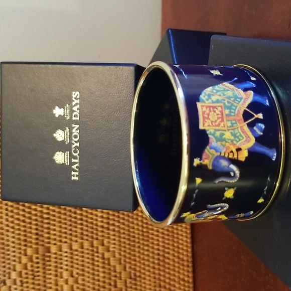 Halcyon Days Cuff Bangle bracelet - Picture 1 of 8